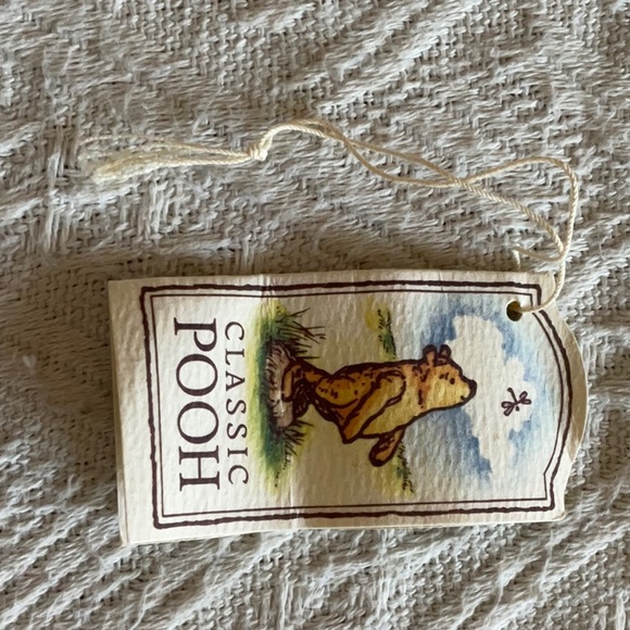 Classic POOH Porcelain Hinged Box Trick or Treat - Picture 7 of 10